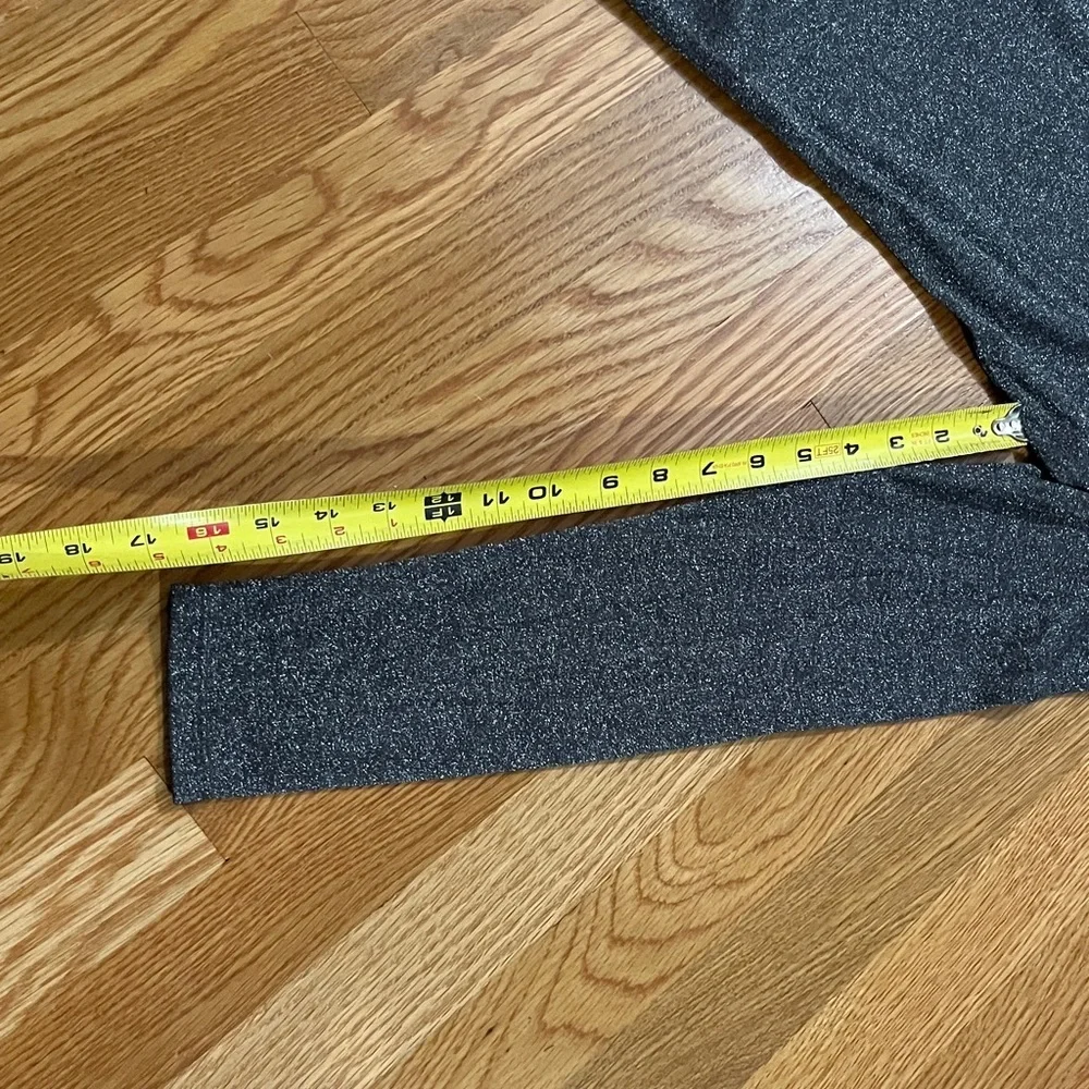 Reformation Junie Shimmer Mock Neck Top Size Large NEW - Picture 10 of 13